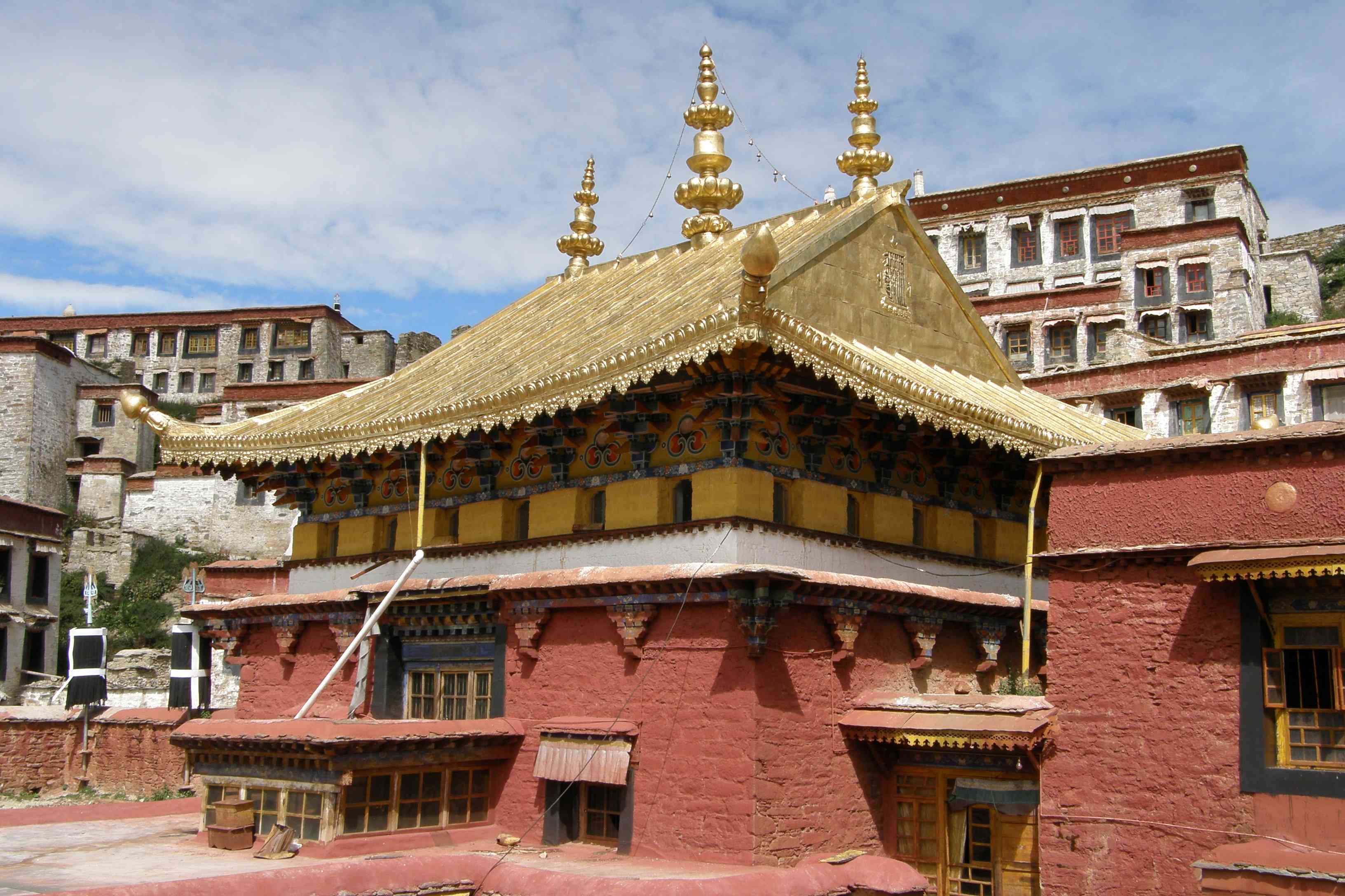 Klášter Ganden Monastery