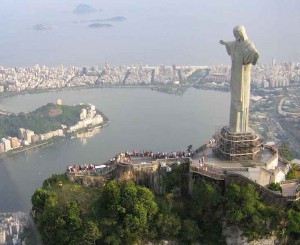 734px-corcovado_statue01_2005-03-14.jpg