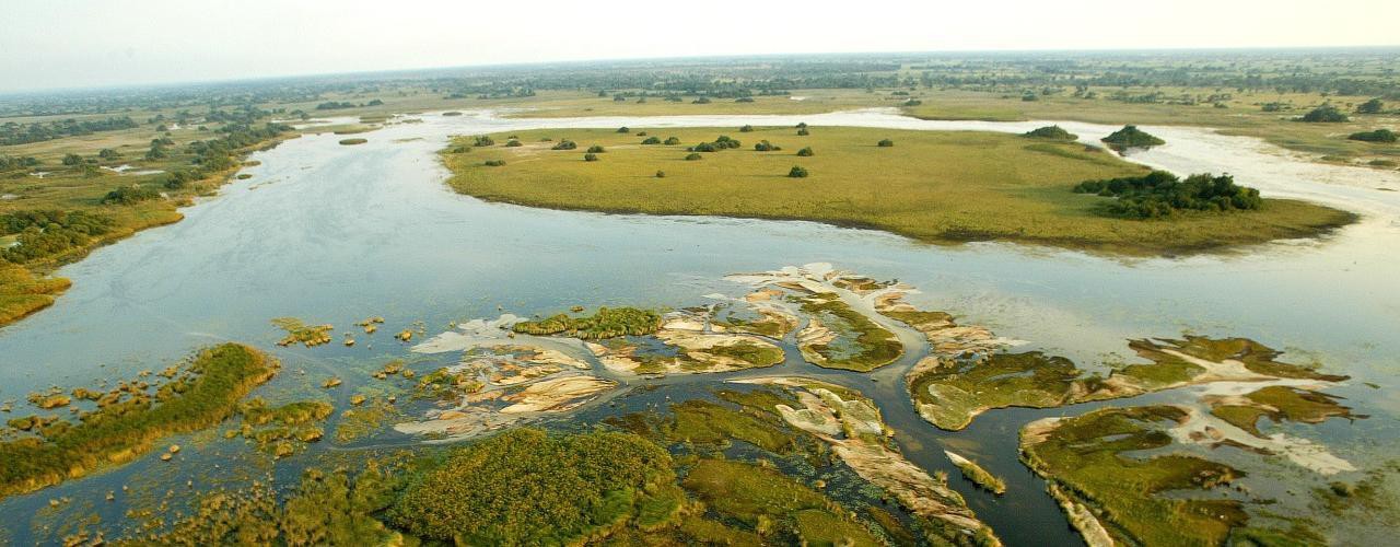 croppedimage1280500-okavango-delta-resized-botswana-safari.jpg